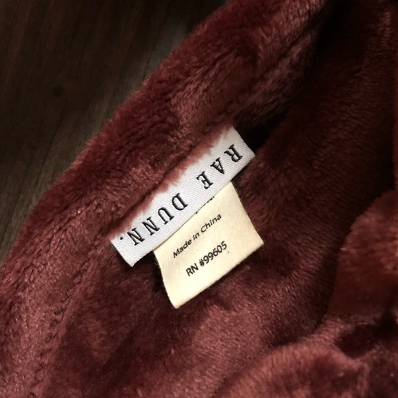 Rae Dunn Thanksgiving Plush throw with patch GRATEFUL - Picture 5 of 5